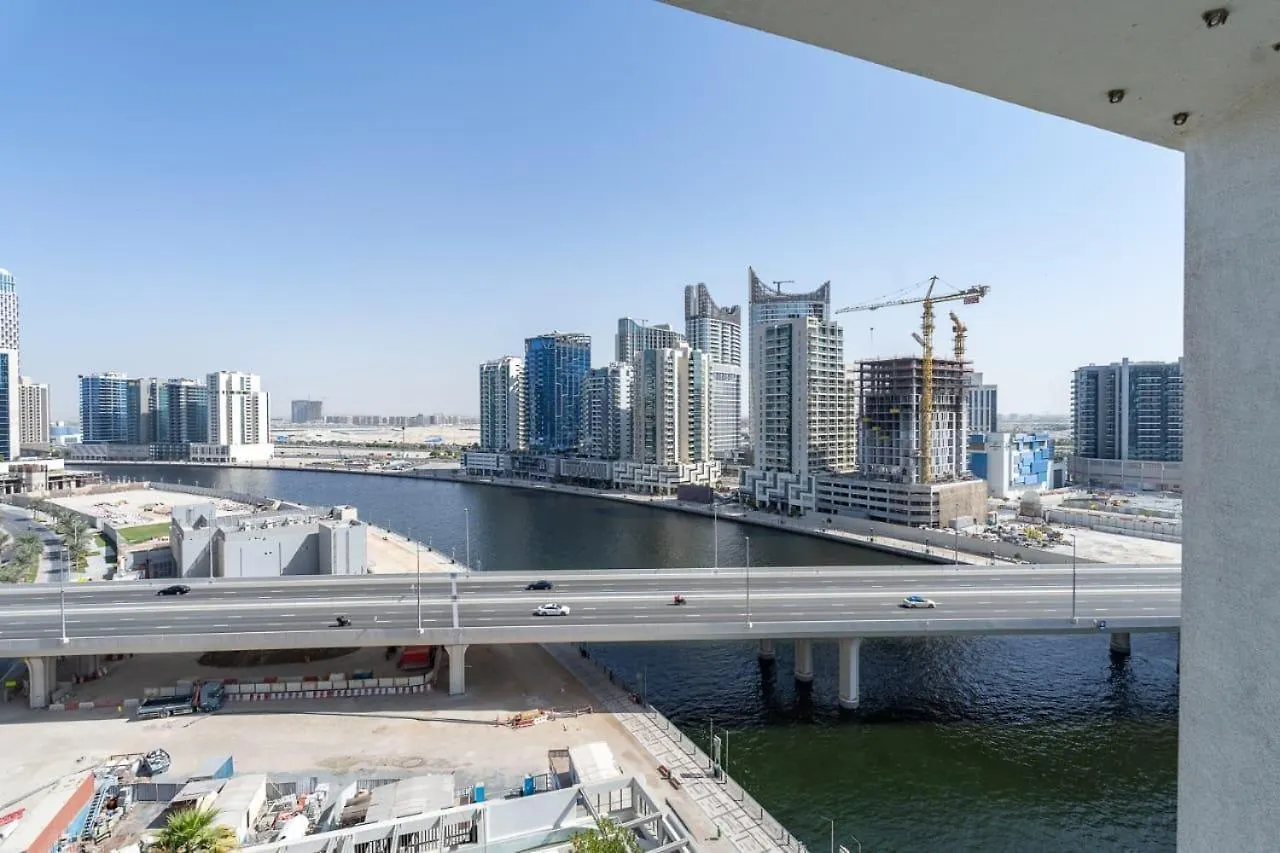 Apartment Aws Holiday Homes - Elegance Near Downtown Dubai
