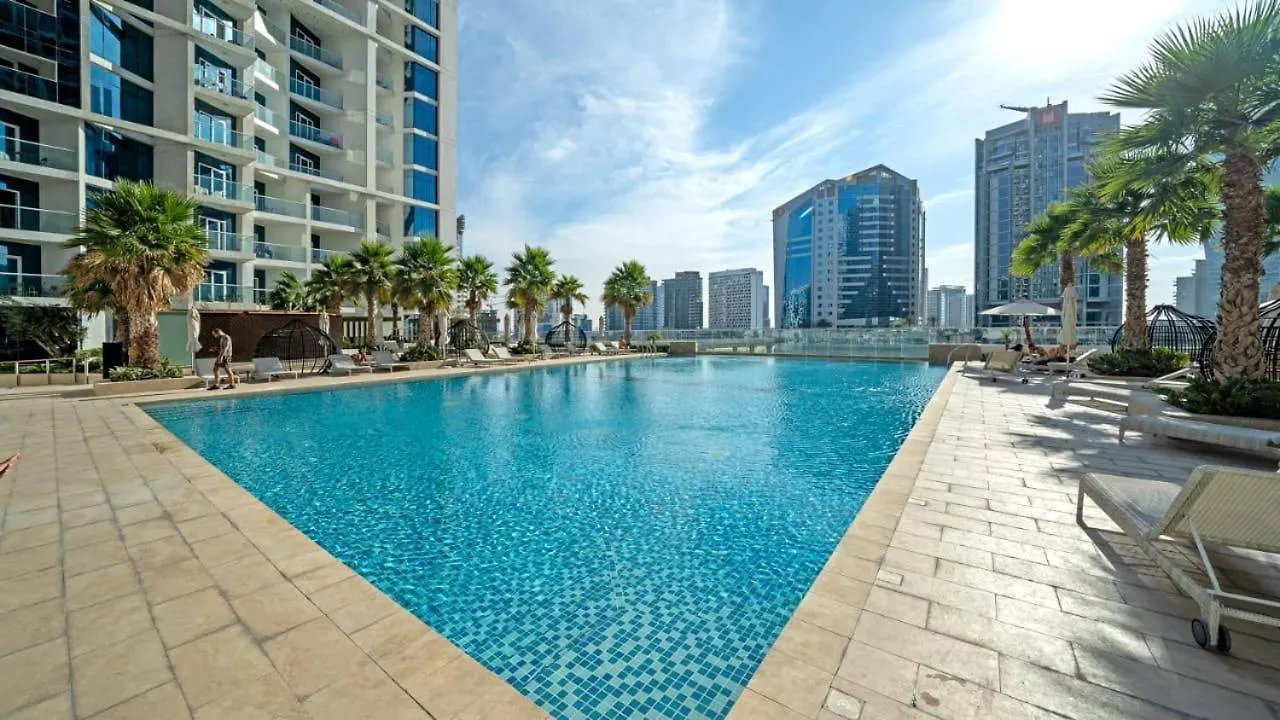 Aws Holiday Homes - Elegance Near Downtown Dubai Apartment